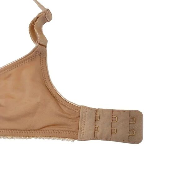 Calvin Klein Beige Bra size 36B Light Padding - Picture 8 of 16
